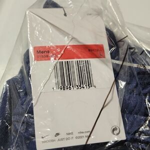 Nike Men's Basketball Shorts in Navy and White